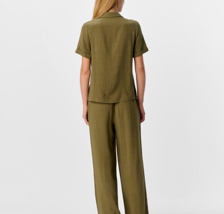 23040671_CapuletOlive_1129203_004