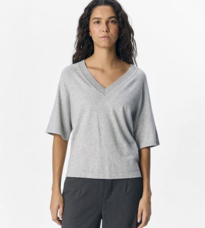 Thess v-neck knitted top Thess v-neck knitted top
