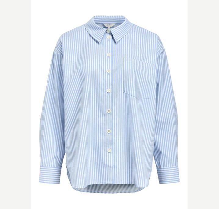 23046300_CloudDancer_1177449_001