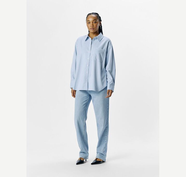 23046300_CloudDancer_1177449_005