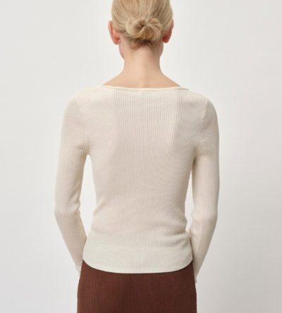 Gili knit blouse