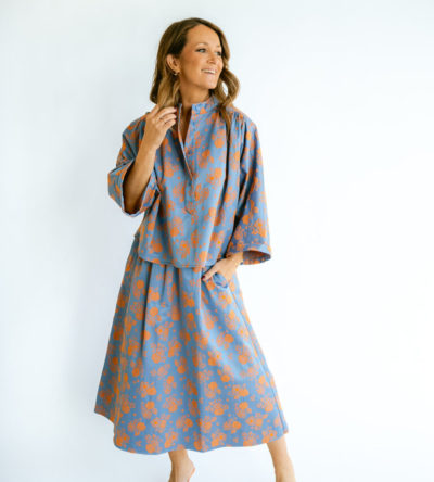 Maya blouse blue flower Maya blouse blue flower