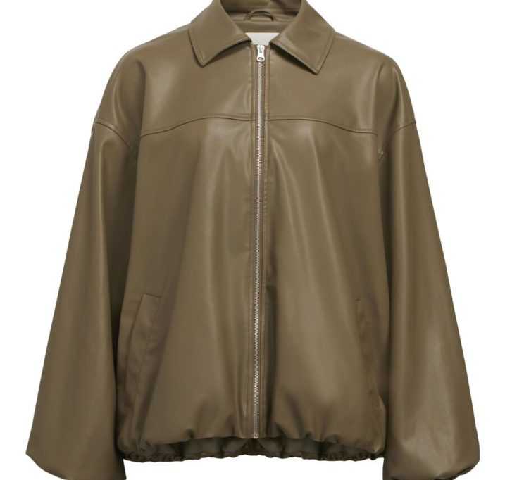 23046749_CapuletOlive_001